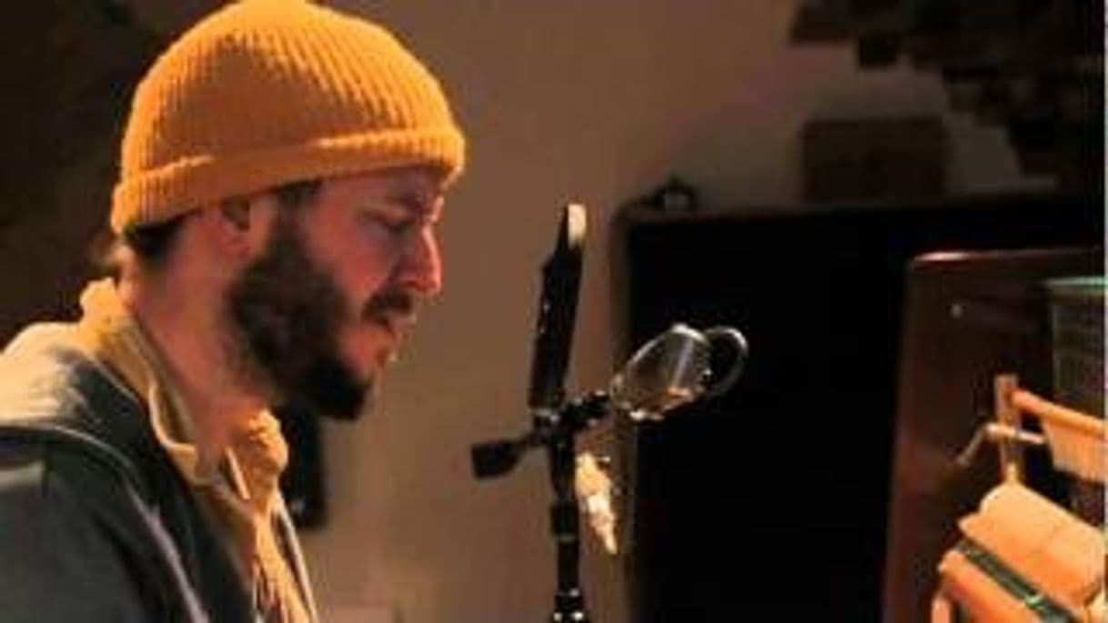 Music Bon Iver - I Can't Make You Love Me / cover 