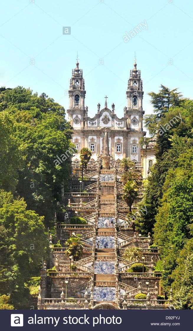 Moda Santuário de Nossa Senhora dos Remédios | www.visitportugal.com