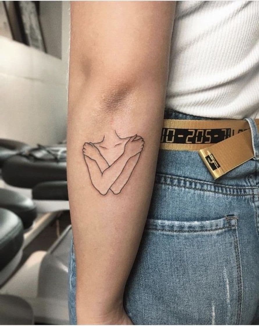 Moda Olha que poder que transmite essa tattoo ✨