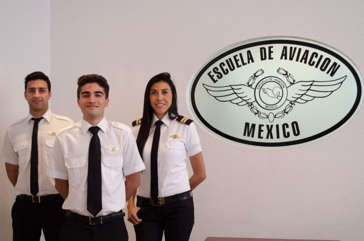 Moda Escuela de Aviación México