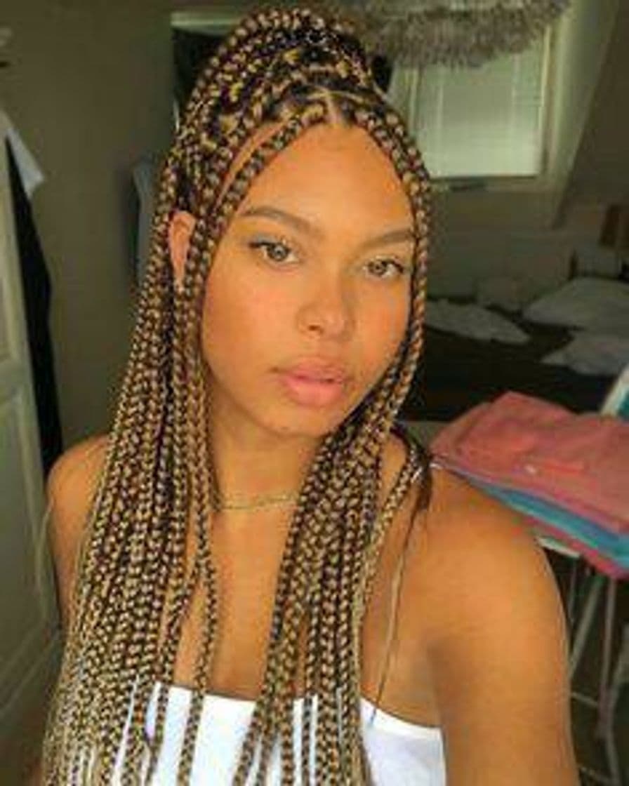 Fashion Cabelo com box braids 