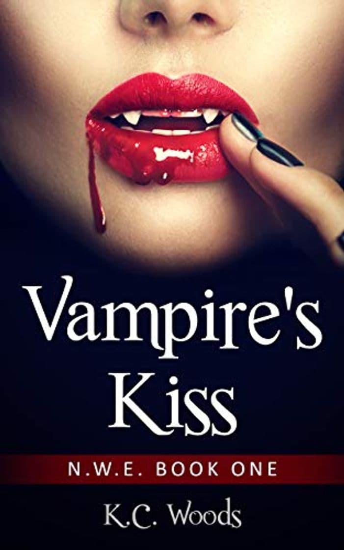 Book Vampire's Kiss: A Vampire Romance Novella