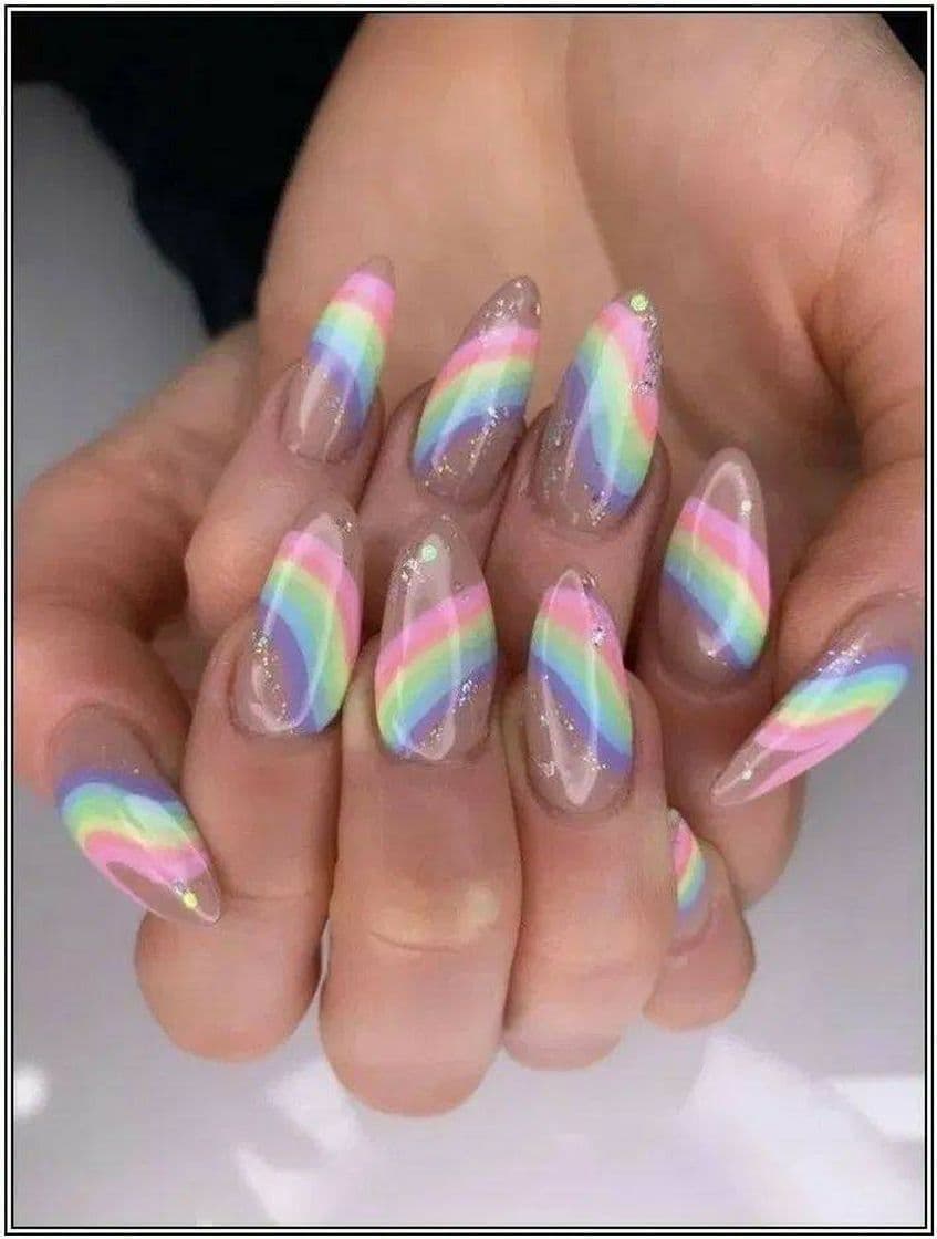 Moda Nails 