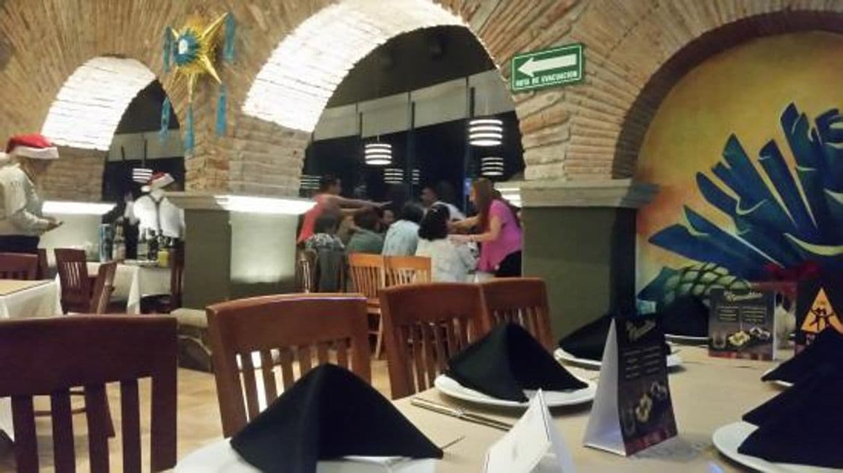 Restaurantes La Destileria