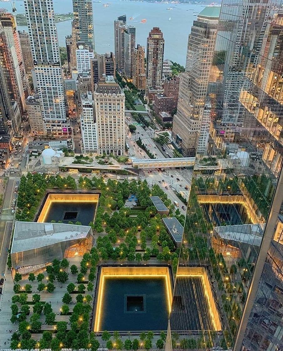 Lugar 9/11 Memorial