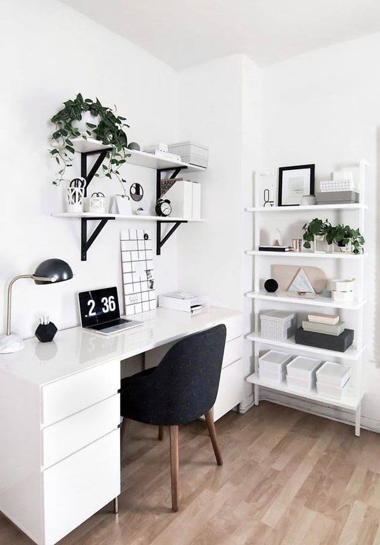 Moda B&W Desk