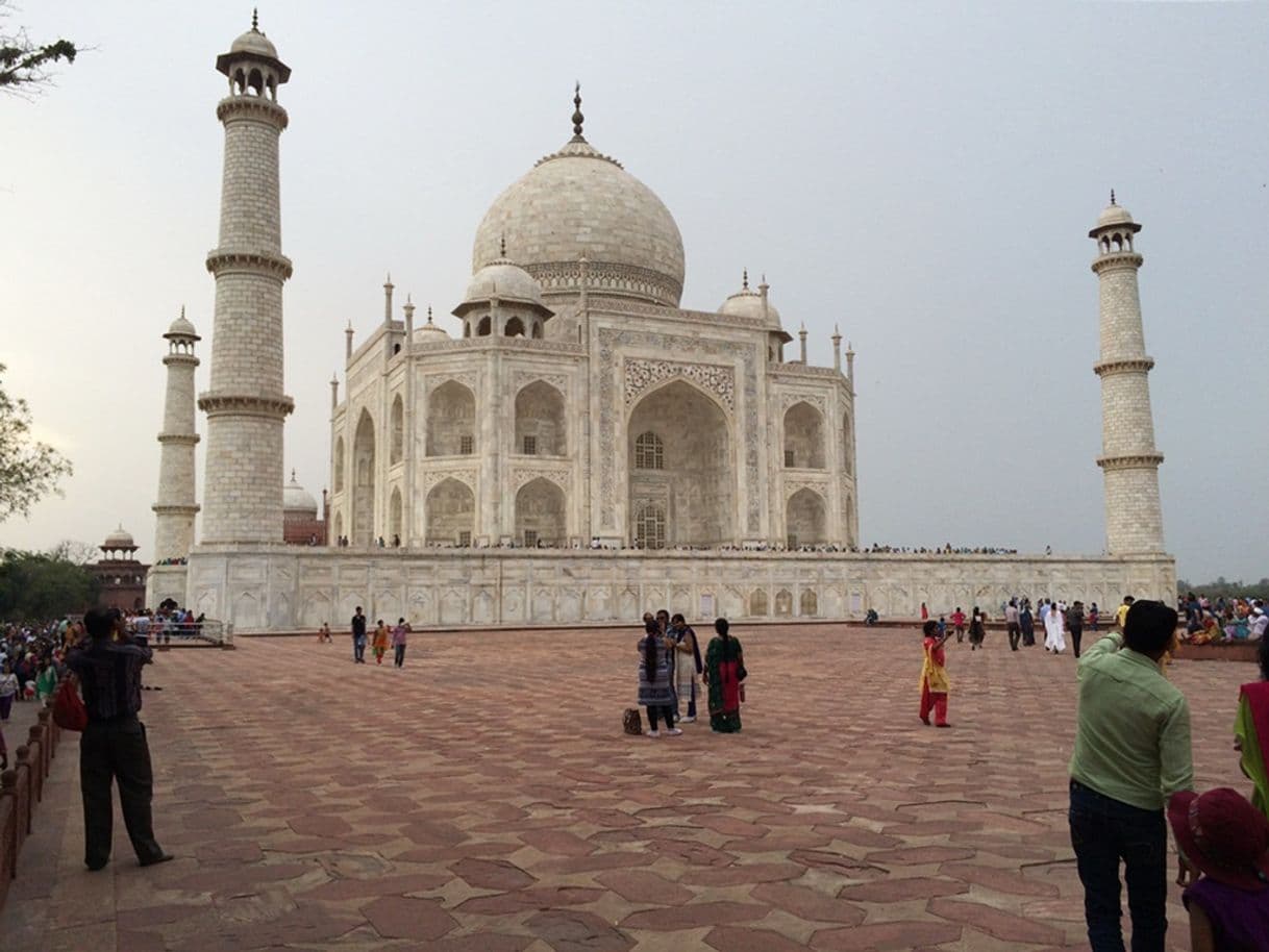 Place Taj Mahal