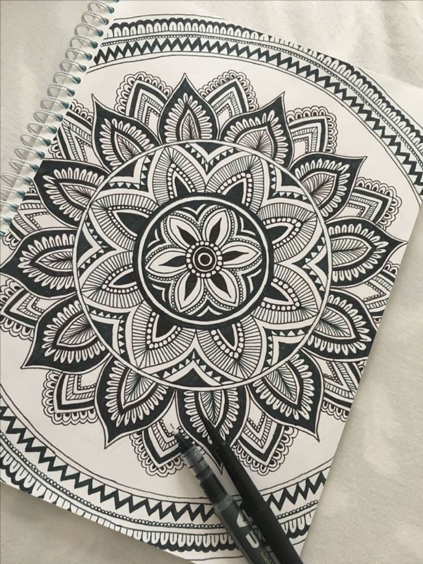 Moda mandala simples e muito bonita 🌟