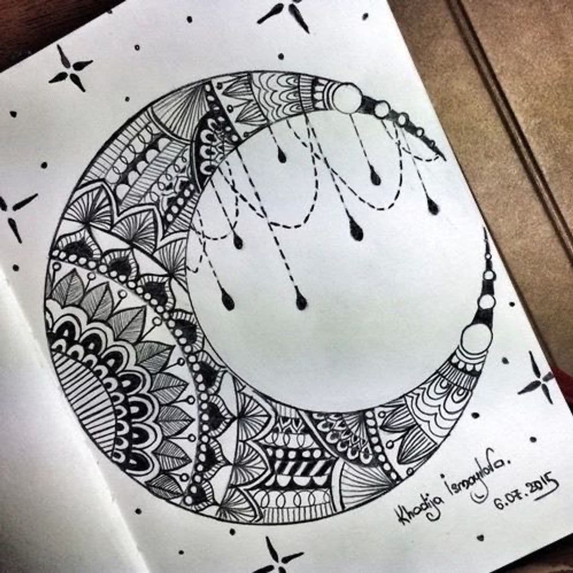 Moda lua feita com mandala