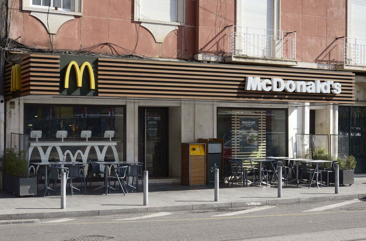 Restaurants McDonald's Algés