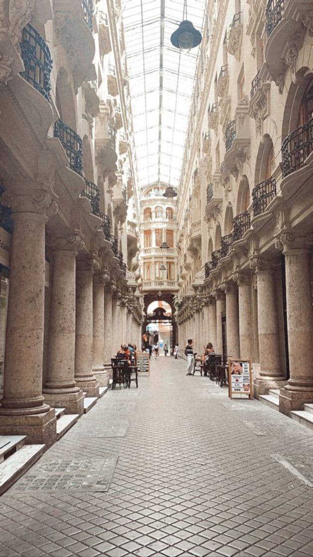 Place Pasaje Lodares