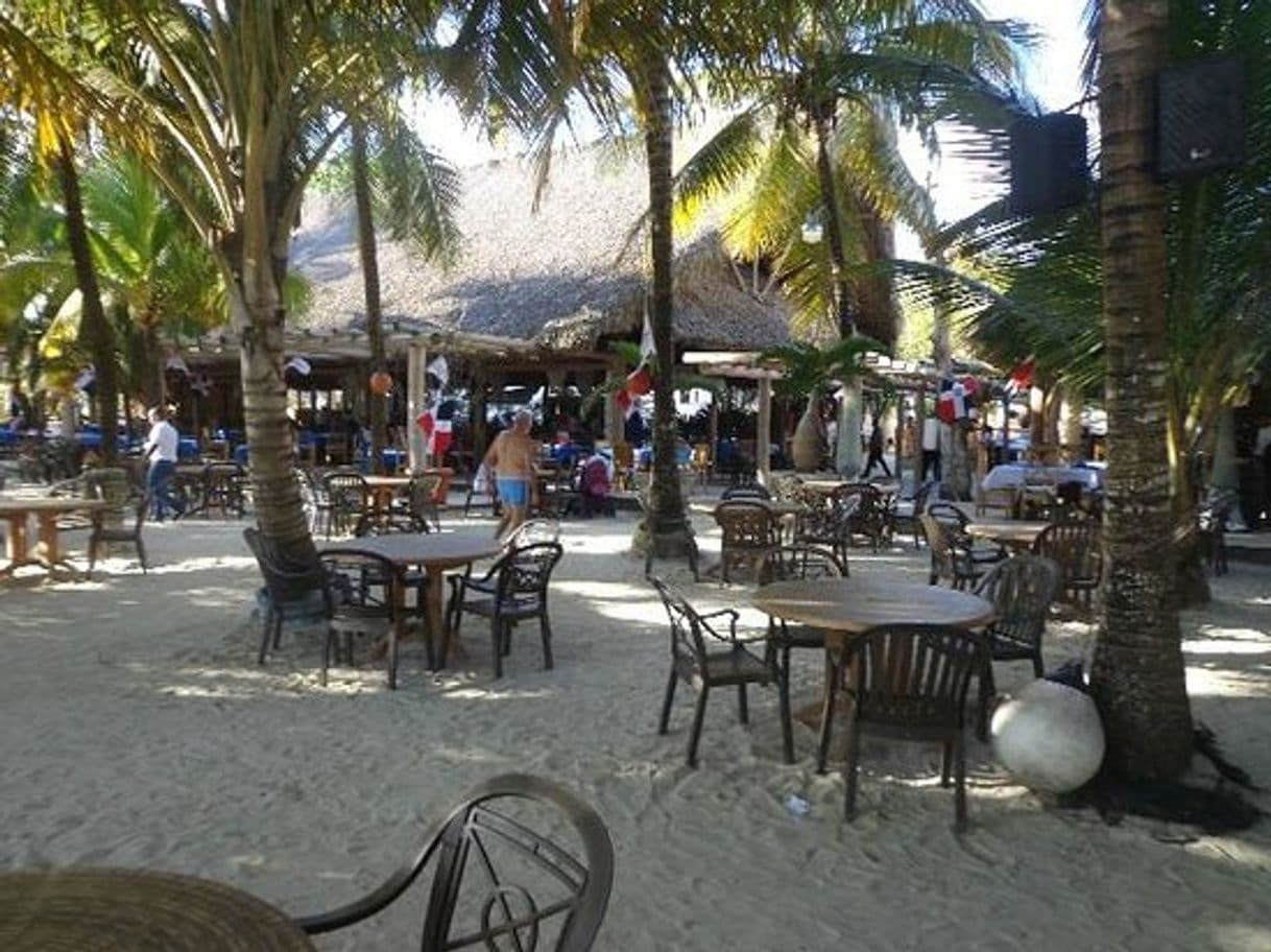 Restaurantes Bocana Beach & Club