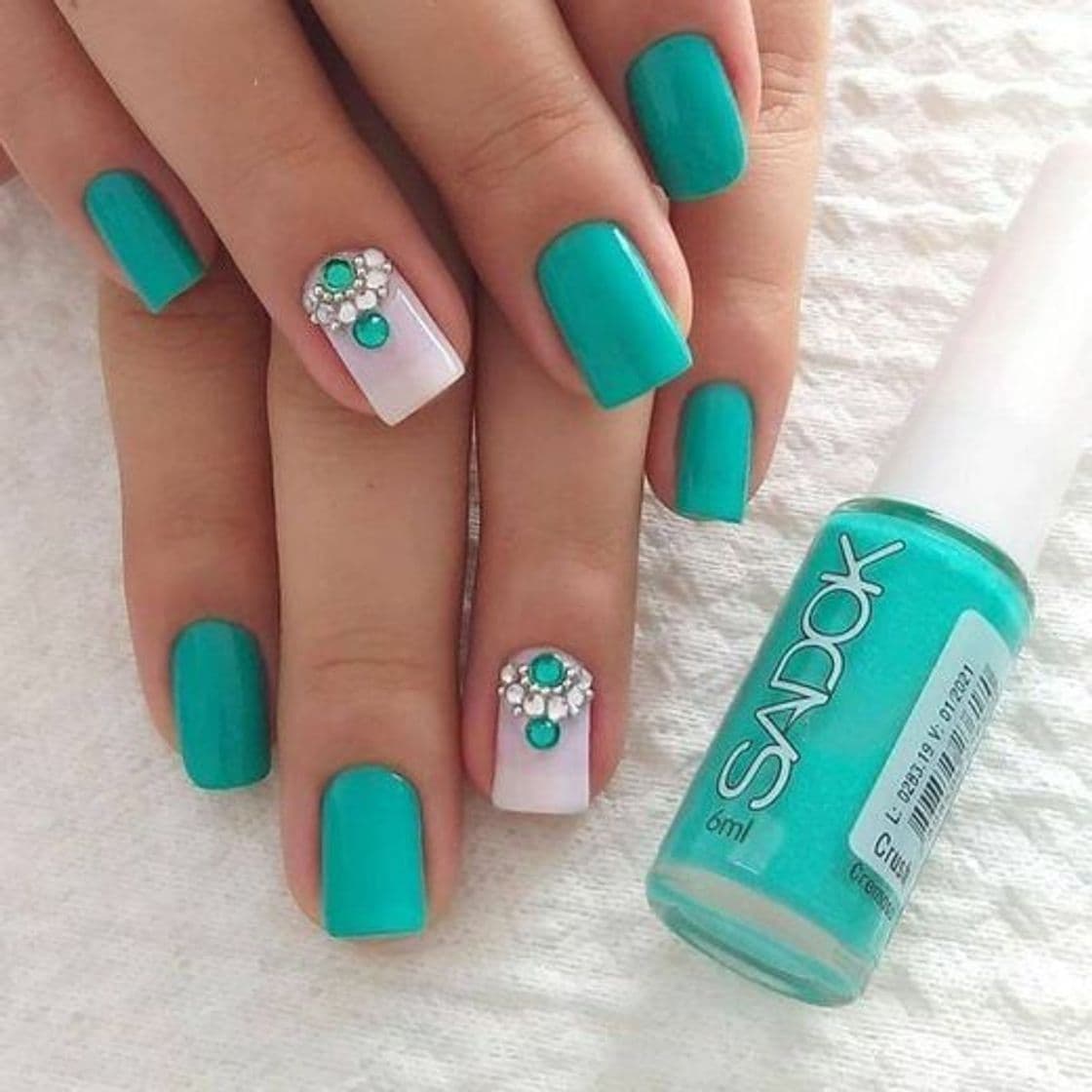 Fashion Unhas verdes decorada