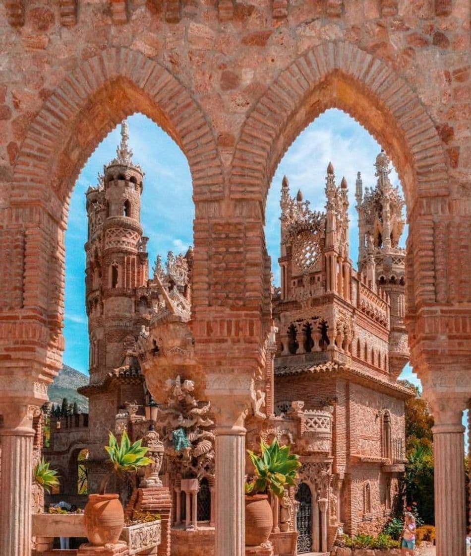 Place Castillo Monumento Colomares