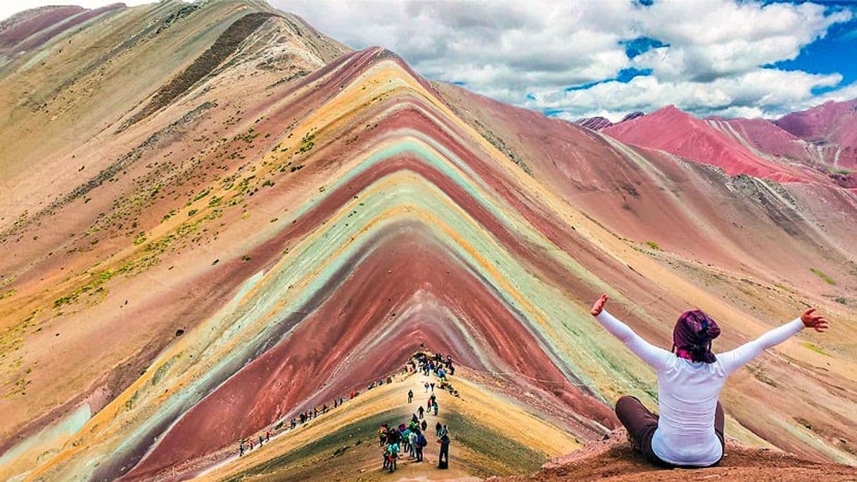 Lugar Montaña 7 Colores Cusco Perú