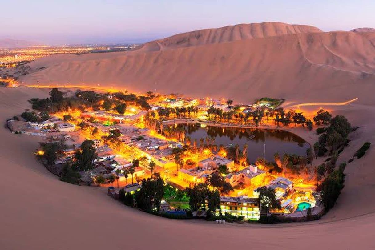 Place Huacachina Ica