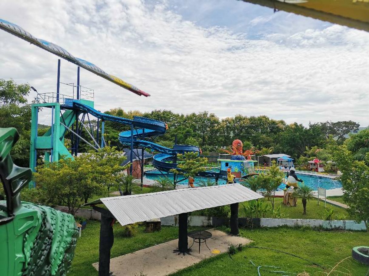 Lugar Carril Splash parque acuatico