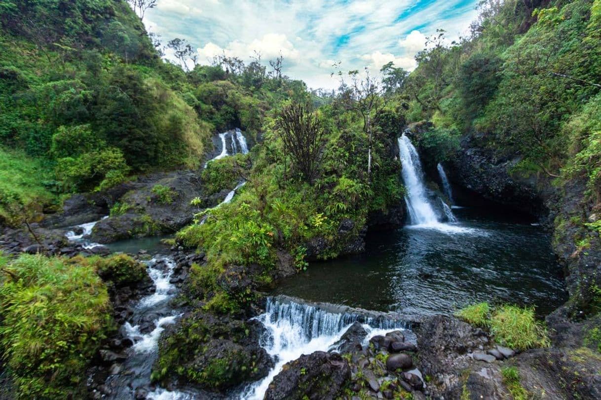 Place Hanawi Falls