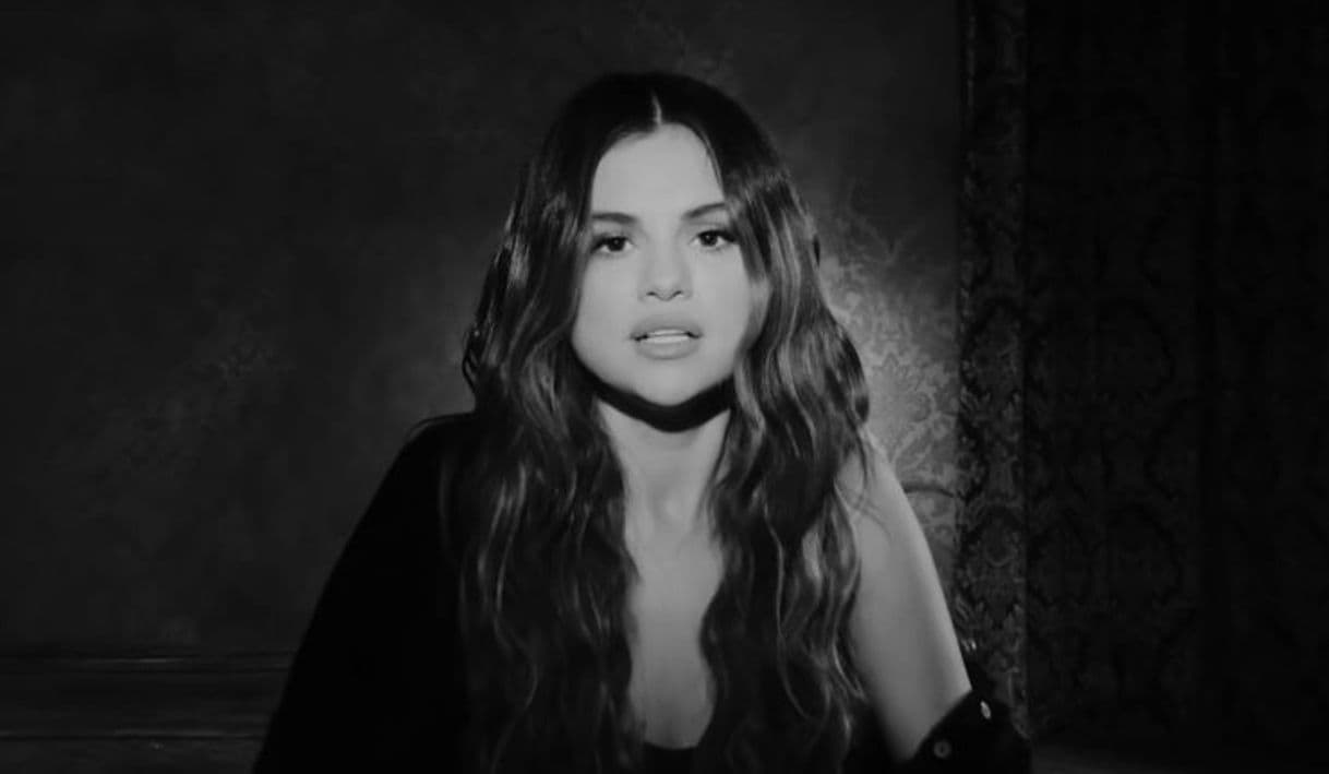 Fashion Selena Gomez - Lose you to Love me