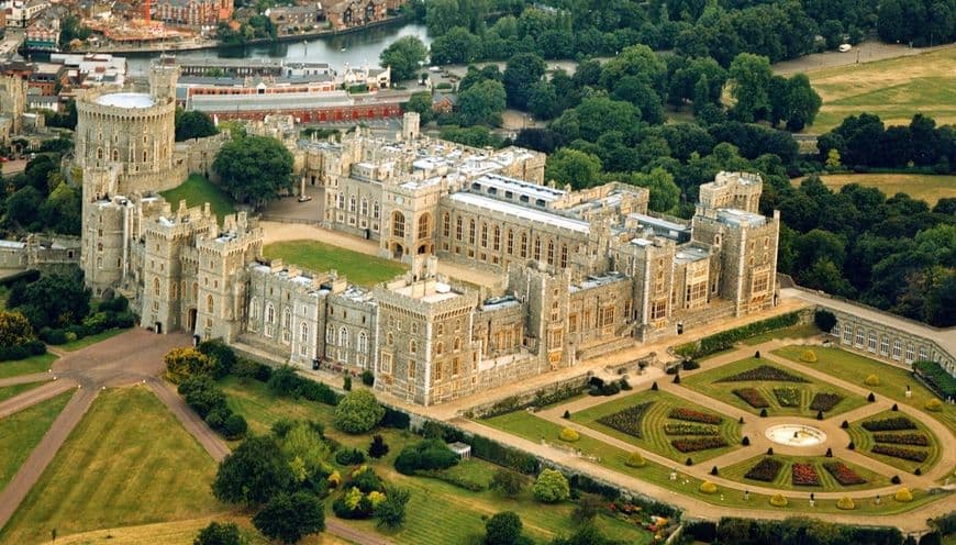 Place Windsor Castle