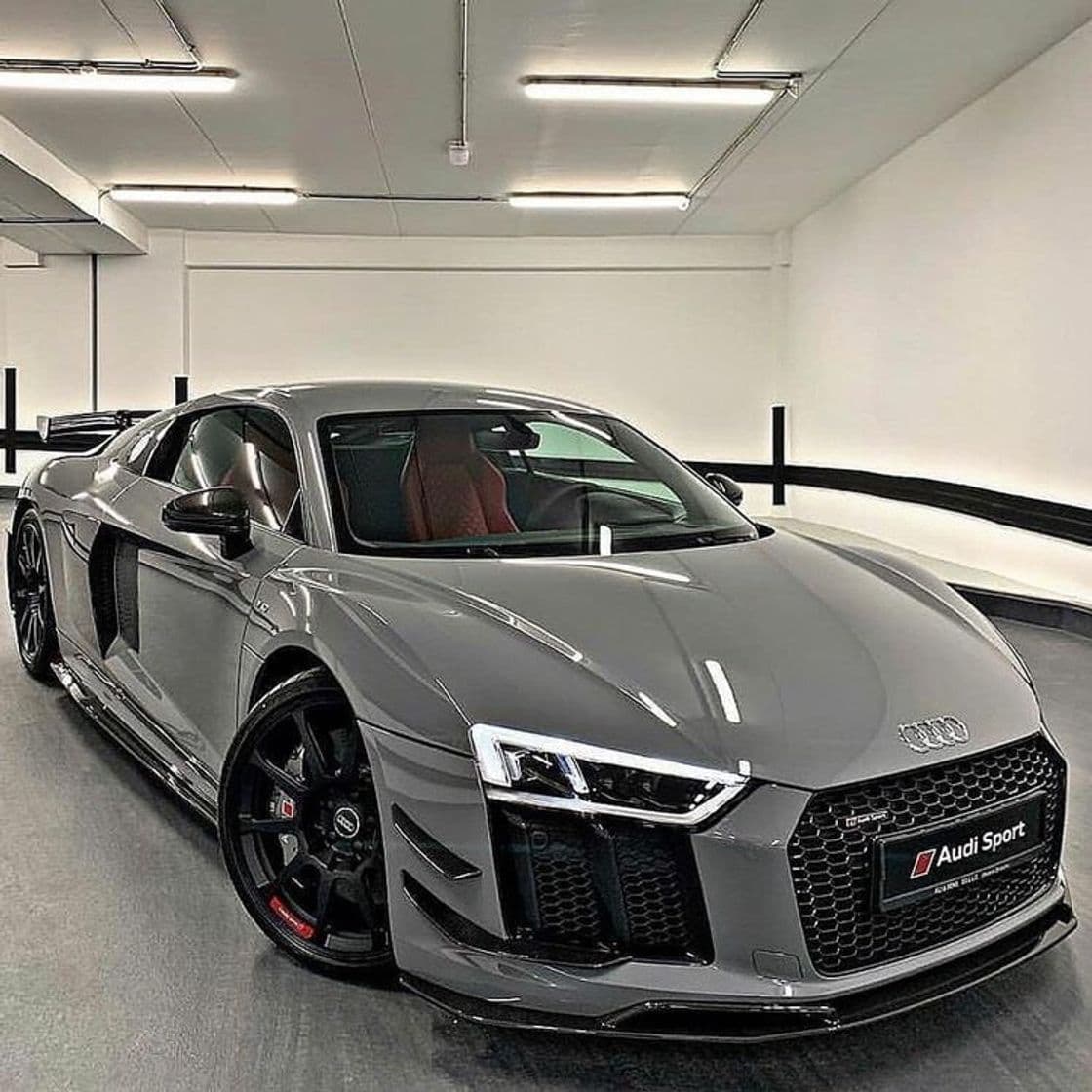 Fashion Luxury Audi R8