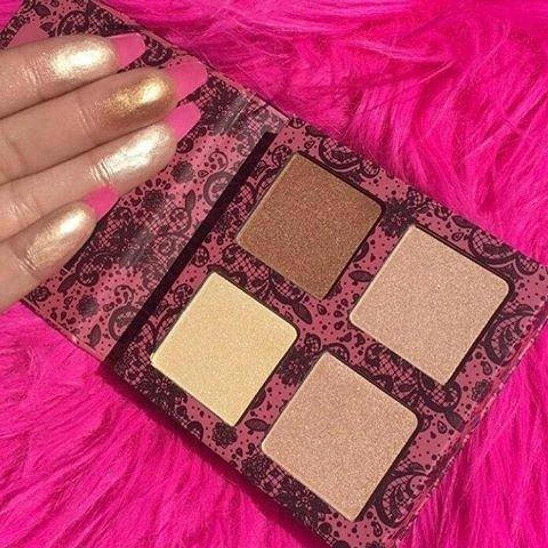 Product BEAUTY CREATIONS Scandalous Glow Highlight Palette