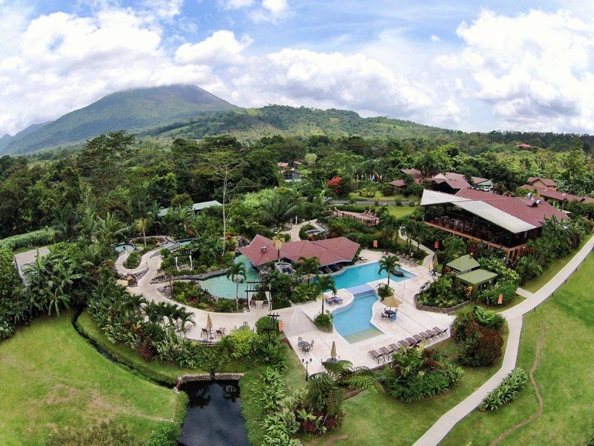 Lugar Hotel Arenal Springs Resort & Spa