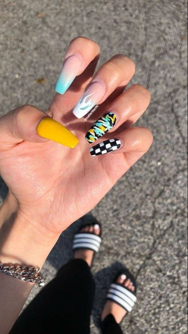 Fashion Nails