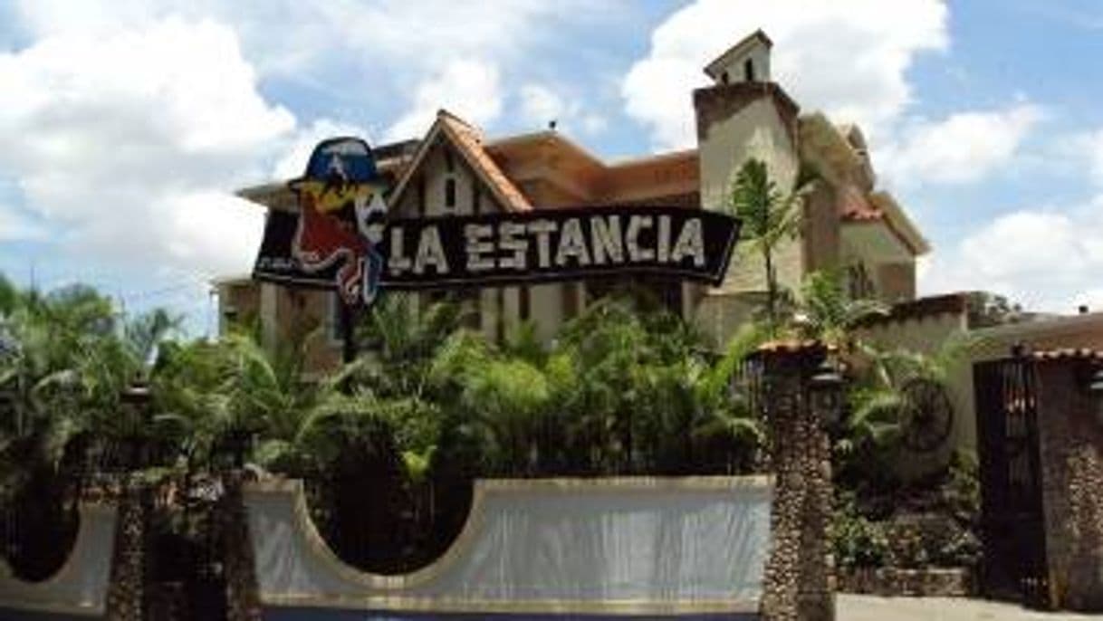 Lugar La Estancia