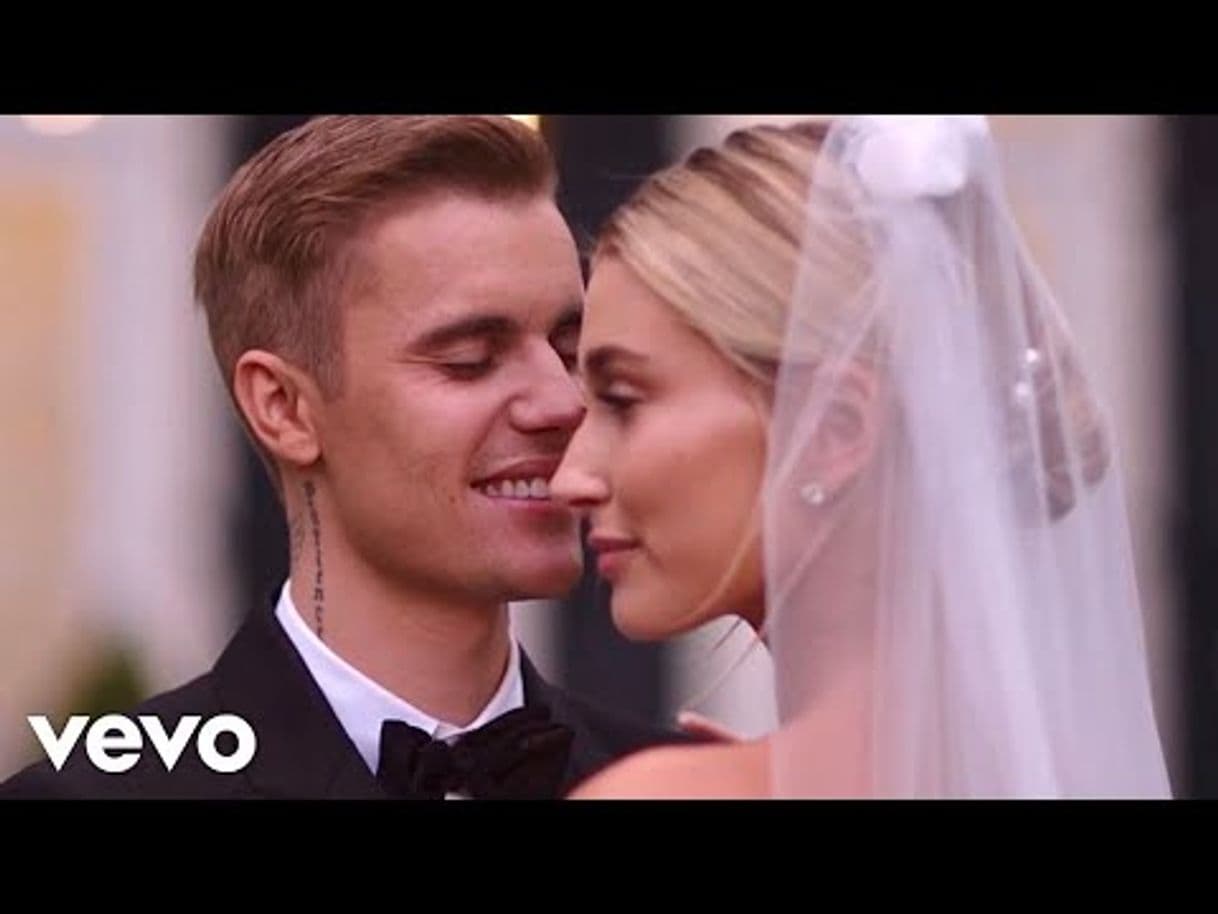 Moda Justin & Hailey Bieber - Let Me Love You - YouTube