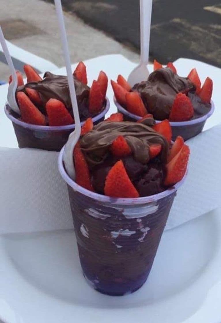 Fashion Açaí com Morangos e Nutella  