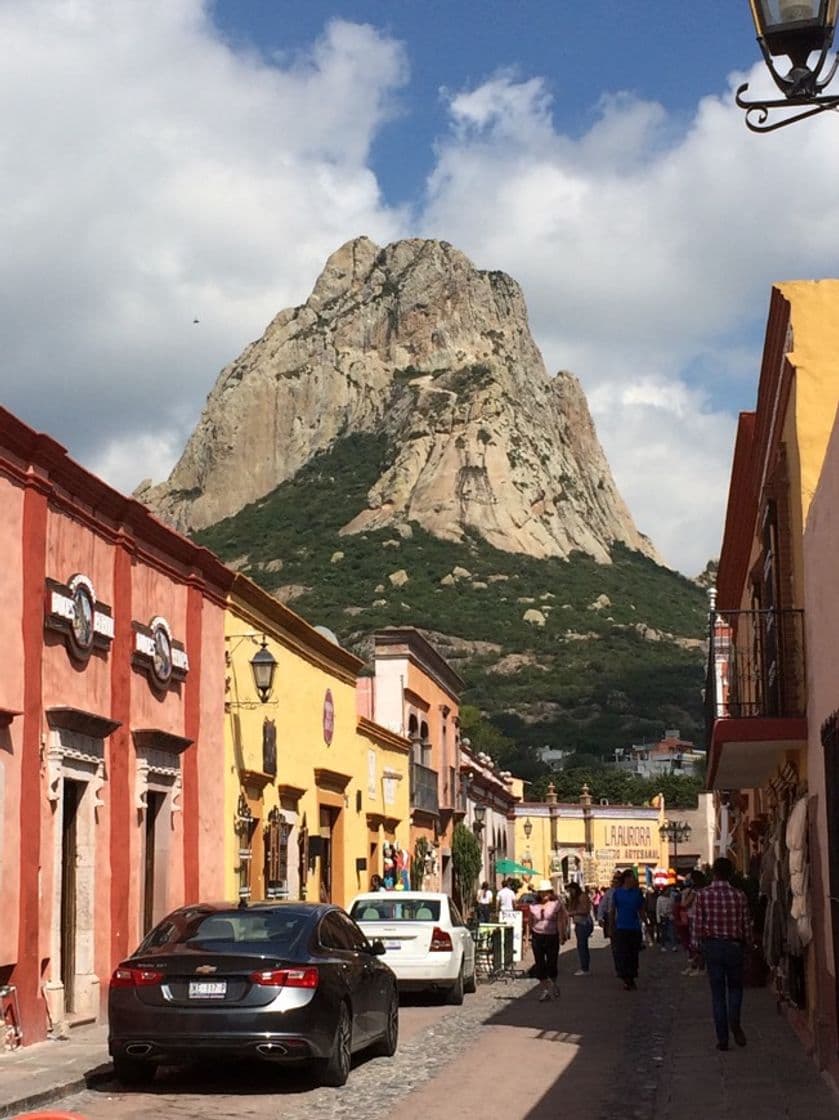 Place Peña de Bernal