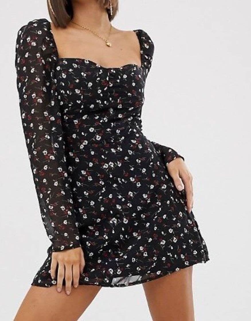 Producto Vestido mesonero con estampado de florecitas de Missguided 