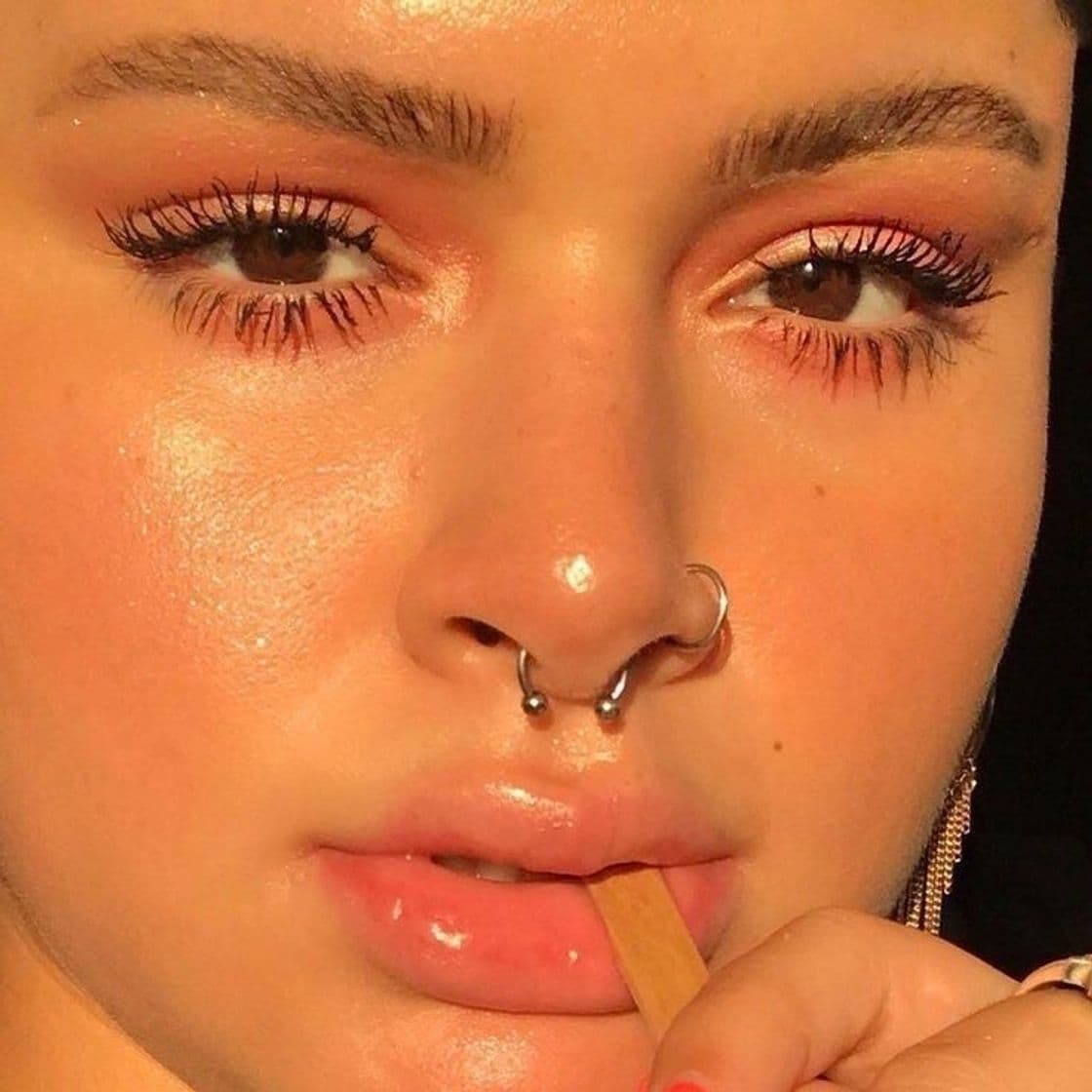 Moda septum with nostril 