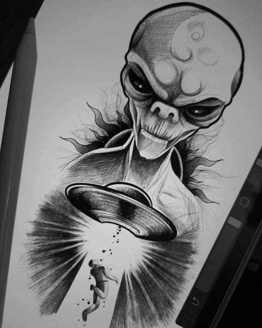 Moda Precisando de ideia para tattoo de alienígena?