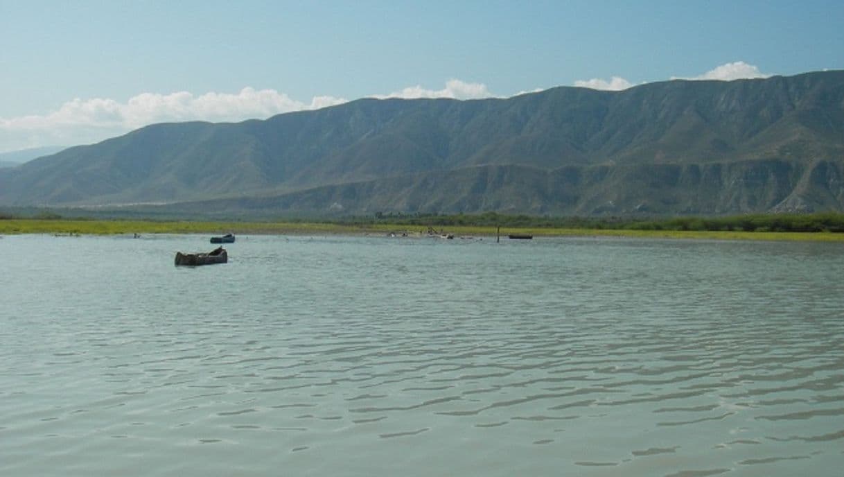 Lugar Parque Nacional Lago Enriquillo