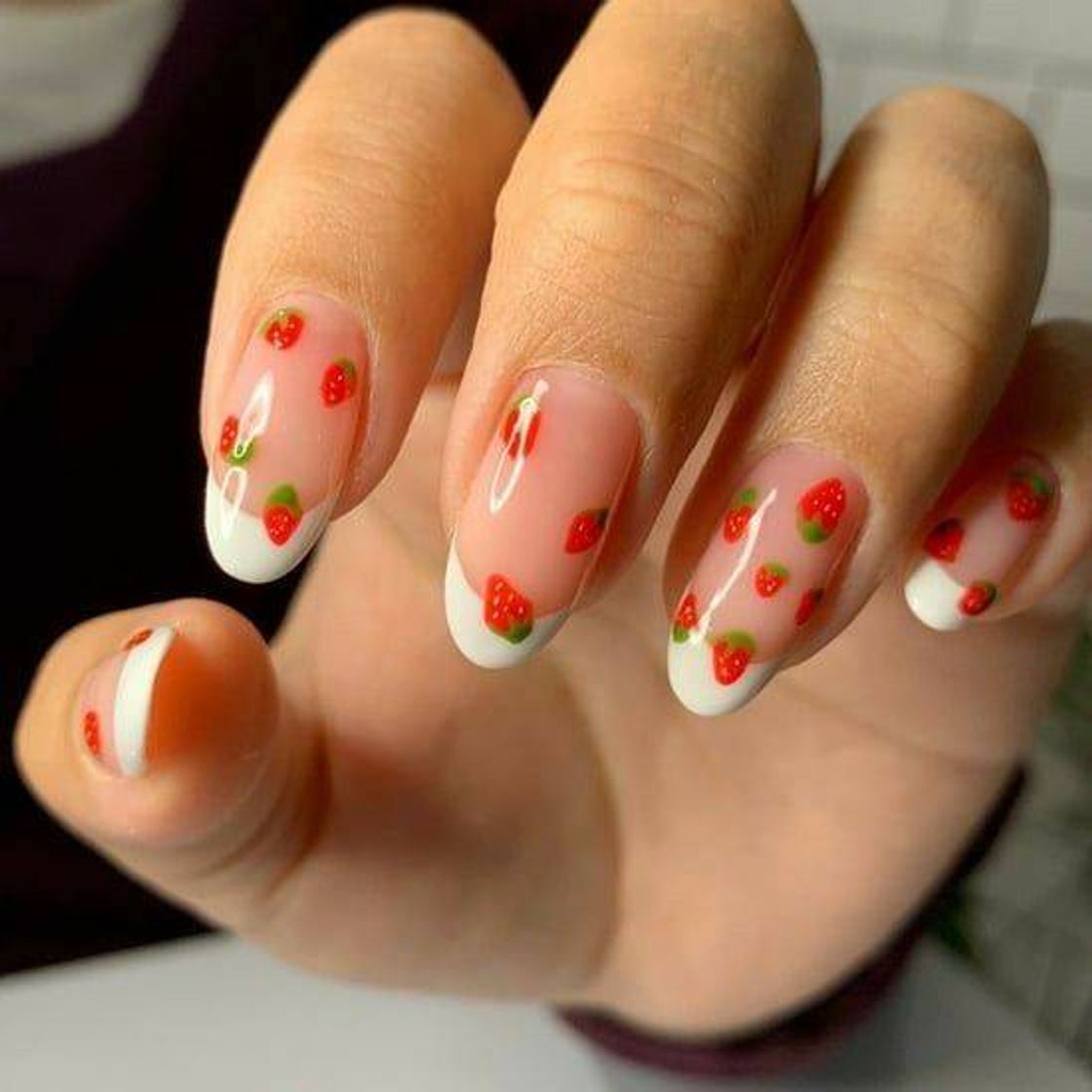 Moda nail inspo