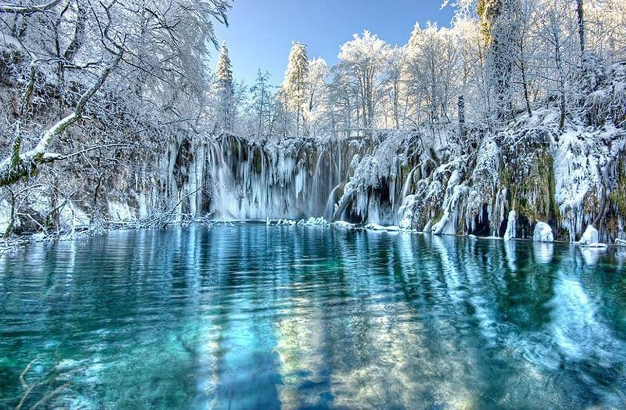 Place Parque Nacional de los Lagos de Plitvice