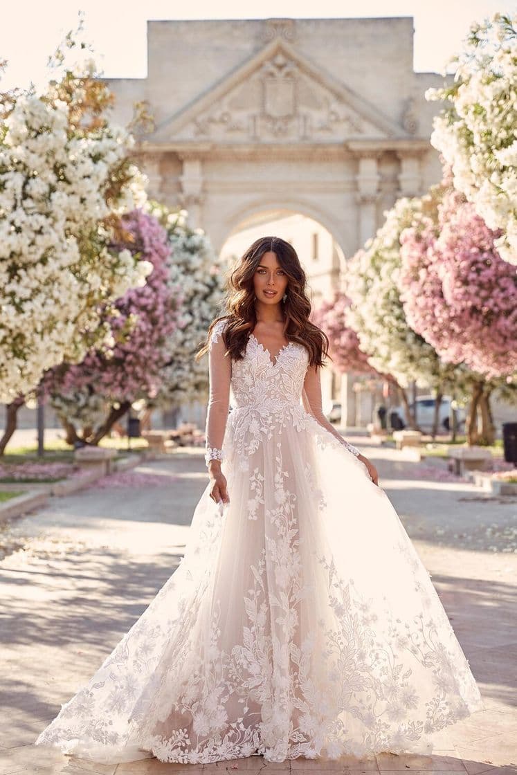 Fashion Madi Lane Bridal