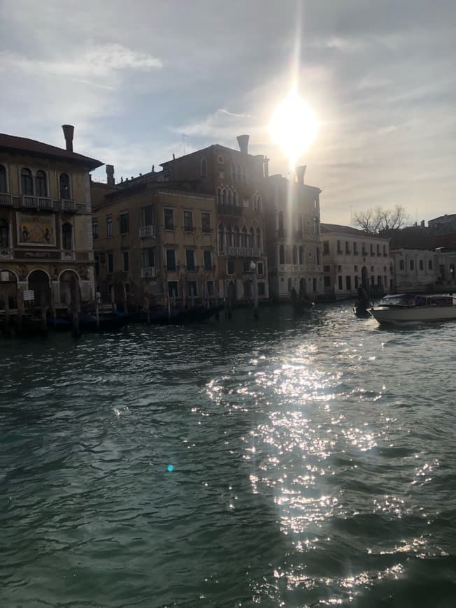 Lugar Gran Canal de Venecia