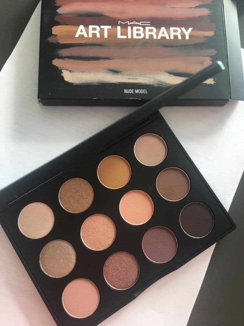 Product Paleta Mac nude 