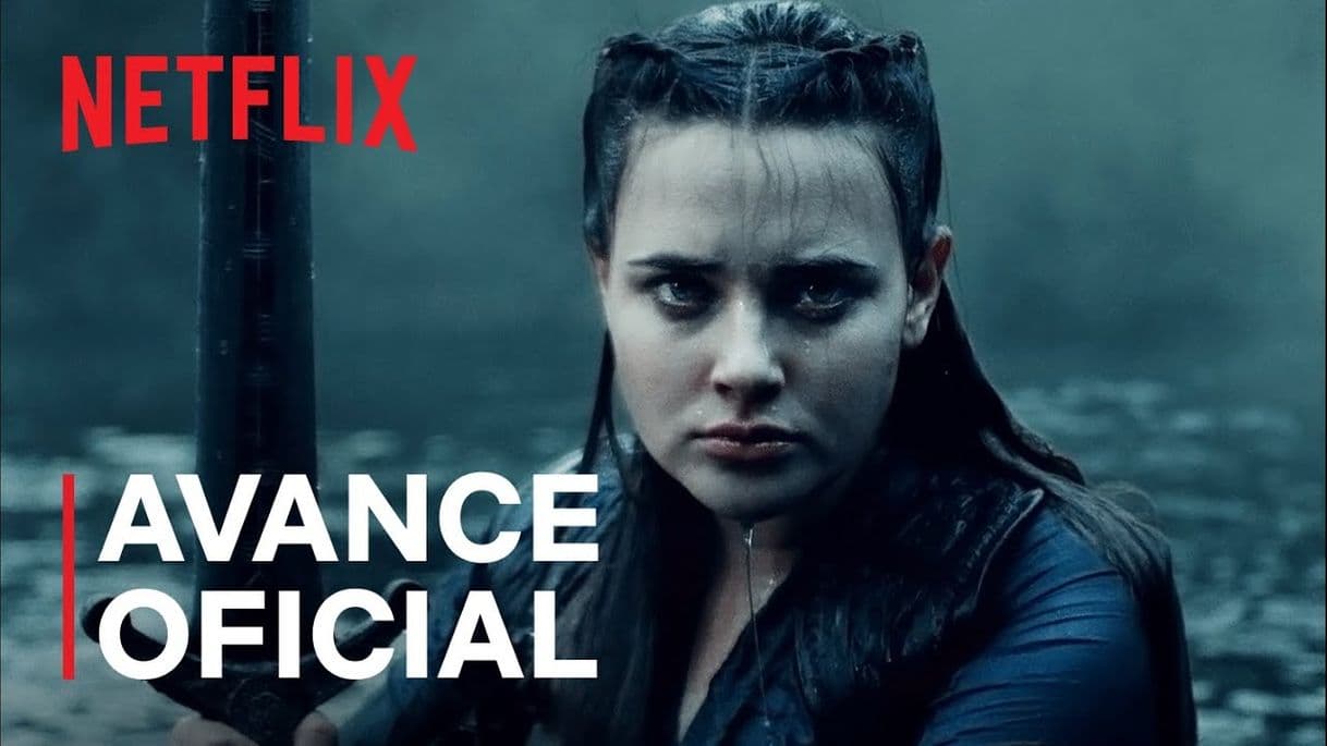 Fashion Maldita protagonizada por Katherine Langford | Netflix - YouTube