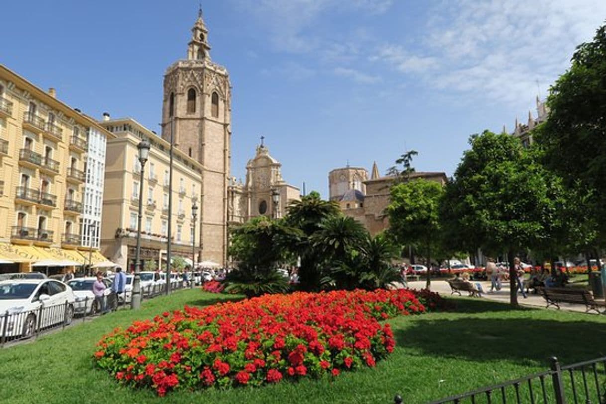 Lugar Plaza de la Reina