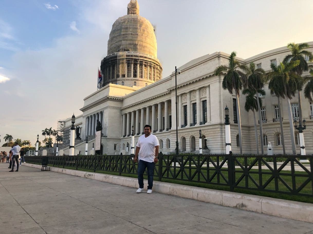 Lugar La habana , cuba