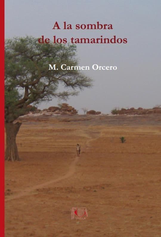 Libro A la sombra de los Tamarindos - M