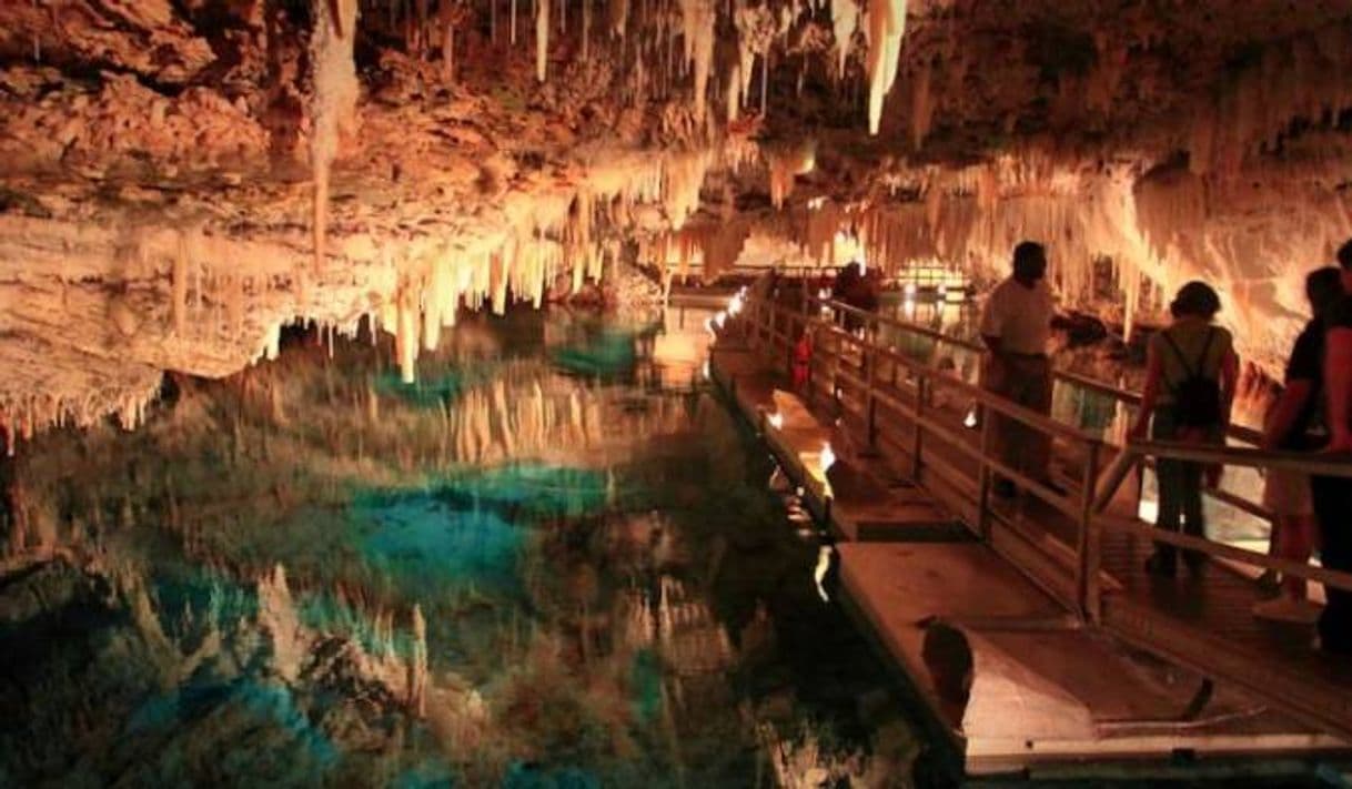 Lugar Cuevas de Pìñar, reservas de entradas y restaurante