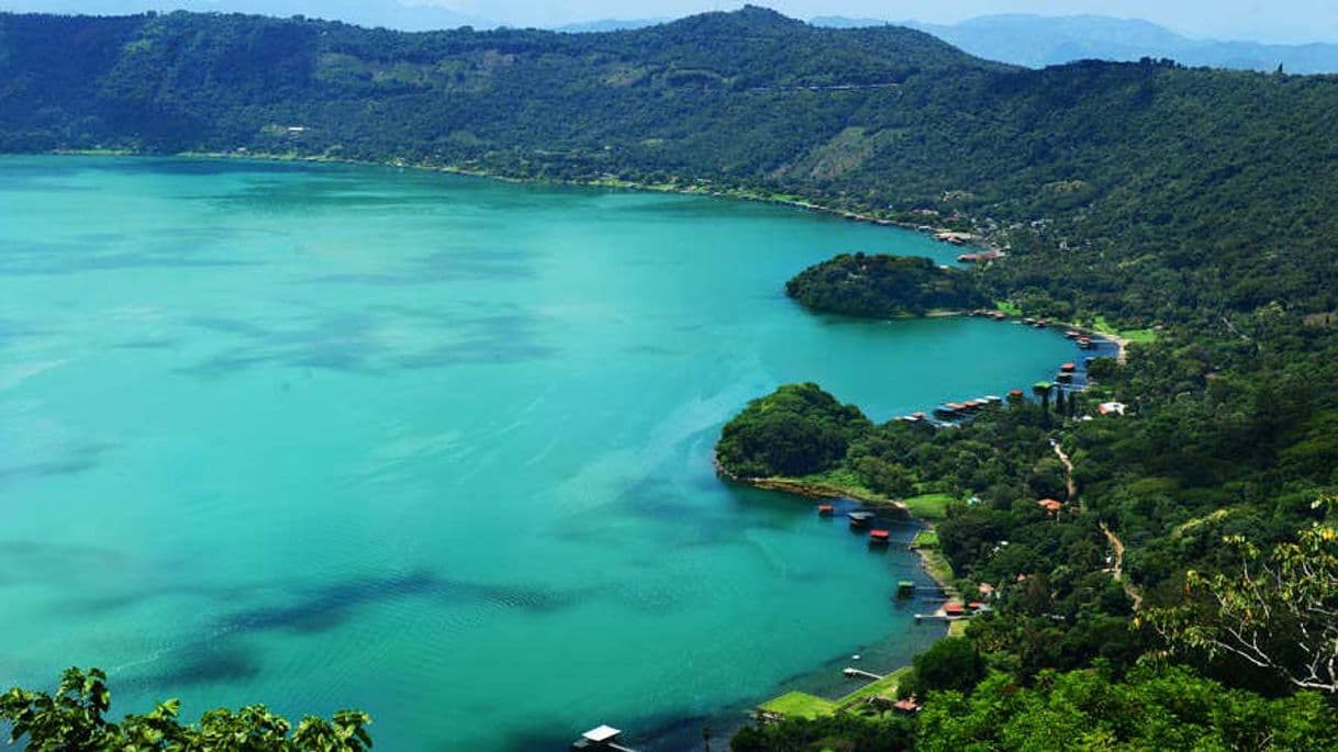 Place Lago de Coatepeque, Santa Ana.