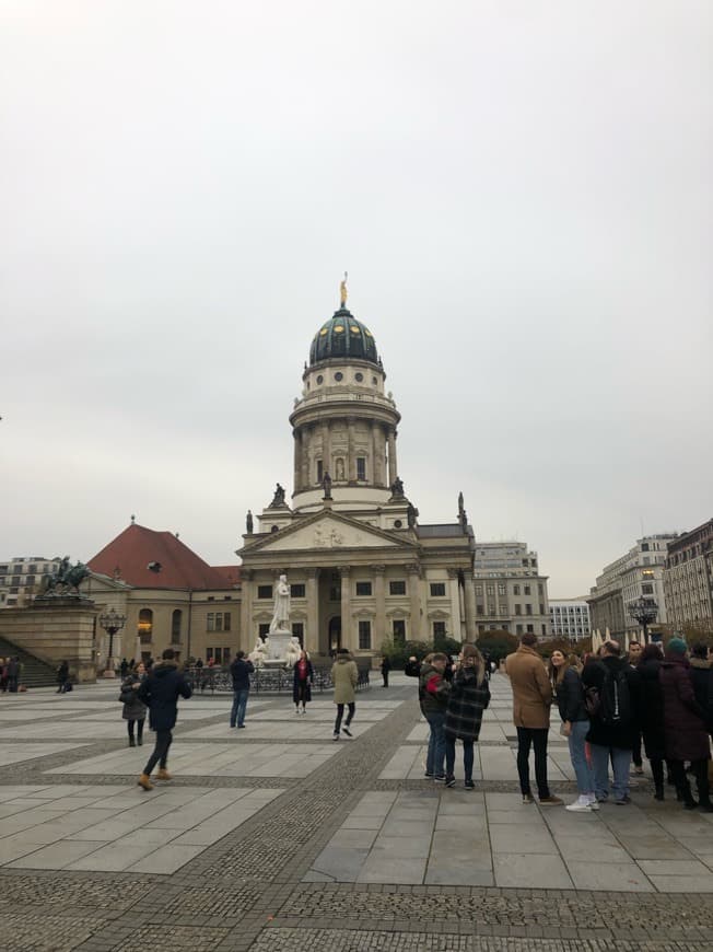 Lugar Neue Kirche