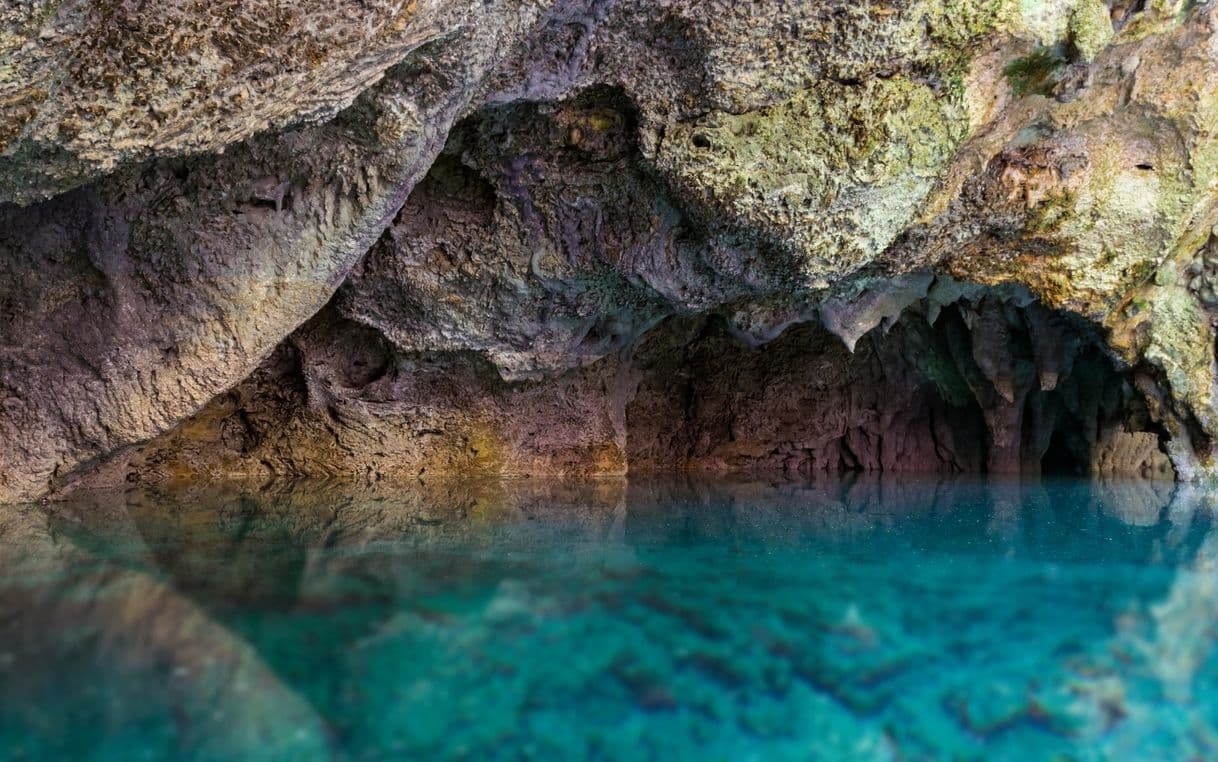 Lugar Los Tres Ojos