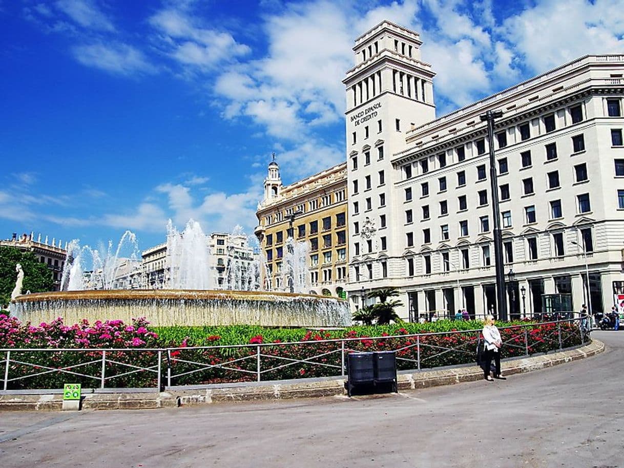 Place Plaça de Catalunya